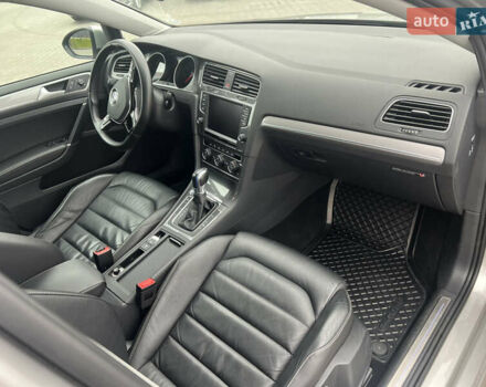 Серый Фольксваген e-Golf, объемом двигателя 0 л и пробегом 115 тыс. км за 9600 $, фото 13 на Automoto.ua