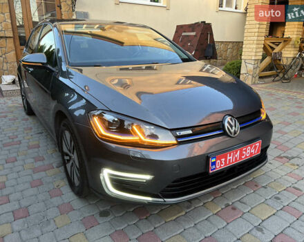 Серый Фольксваген e-Golf, объемом двигателя 0 л и пробегом 149 тыс. км за 12999 $, фото 62 на Automoto.ua