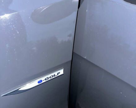 Серый Фольксваген e-Golf, объемом двигателя 0 л и пробегом 92 тыс. км за 12300 $, фото 36 на Automoto.ua