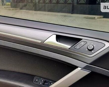 Серый Фольксваген e-Golf, объемом двигателя 0 л и пробегом 80 тыс. км за 15200 $, фото 5 на Automoto.ua