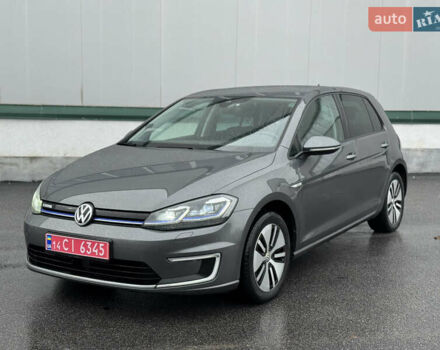 Серый Фольксваген e-Golf, объемом двигателя 0 л и пробегом 98 тыс. км за 12000 $, фото 8 на Automoto.ua