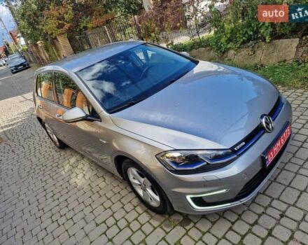 Серый Фольксваген e-Golf, объемом двигателя 0 л и пробегом 133 тыс. км за 12200 $, фото 11 на Automoto.ua