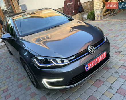 Серый Фольксваген e-Golf, объемом двигателя 0 л и пробегом 149 тыс. км за 12999 $, фото 48 на Automoto.ua