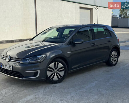 Серый Фольксваген e-Golf, объемом двигателя 0 л и пробегом 120 тыс. км за 12000 $, фото 1 на Automoto.ua