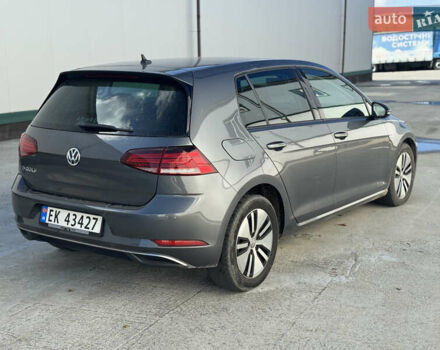 Серый Фольксваген e-Golf, объемом двигателя 0 л и пробегом 120 тыс. км за 12000 $, фото 5 на Automoto.ua