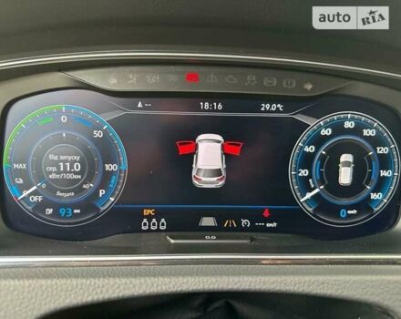 Серый Фольксваген e-Golf, объемом двигателя 0 л и пробегом 125 тыс. км за 14999 $, фото 11 на Automoto.ua