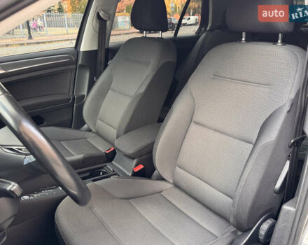 Сірий Фольксваген e-Golf, об'ємом двигуна 0 л та пробігом 190 тис. км за 11500 $, фото 24 на Automoto.ua