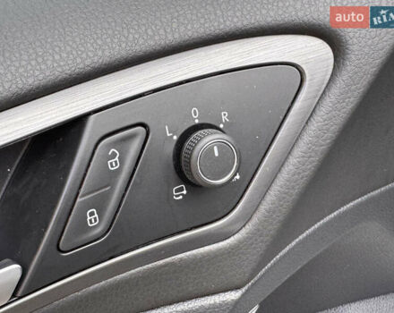 Сірий Фольксваген e-Golf, об'ємом двигуна 0 л та пробігом 190 тис. км за 11500 $, фото 22 на Automoto.ua