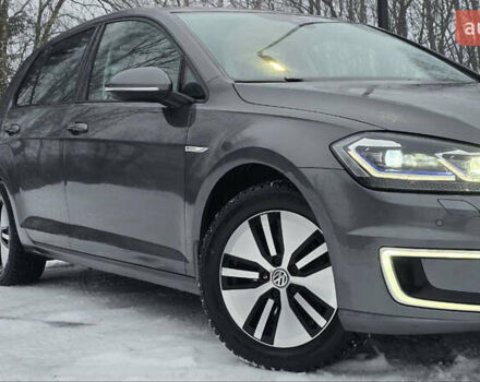 Серый Фольксваген e-Golf, объемом двигателя 0 л и пробегом 159 тыс. км за 12499 $, фото 9 на Automoto.ua