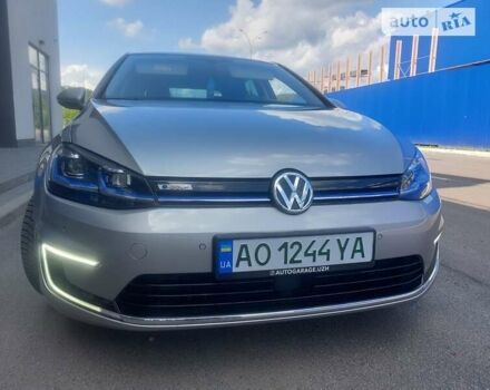 Серый Фольксваген e-Golf, объемом двигателя 0 л и пробегом 197 тыс. км за 15500 $, фото 4 на Automoto.ua