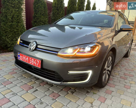 Серый Фольксваген e-Golf, объемом двигателя 0 л и пробегом 149 тыс. км за 12999 $, фото 68 на Automoto.ua