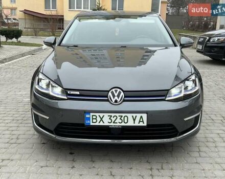 Серый Фольксваген e-Golf, объемом двигателя 0 л и пробегом 82 тыс. км за 14500 $, фото 2 на Automoto.ua