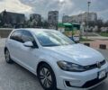 Серый Фольксваген e-Golf, объемом двигателя 0 л и пробегом 71 тыс. км за 12000 $, фото 1 на Automoto.ua