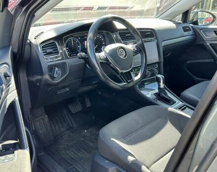 Серый Фольксваген e-Golf, объемом двигателя 0 л и пробегом 161 тыс. км за 13100 $, фото 16 на Automoto.ua