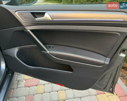 Серый Фольксваген e-Golf, объемом двигателя 0 л и пробегом 149 тыс. км за 12999 $, фото 44 на Automoto.ua