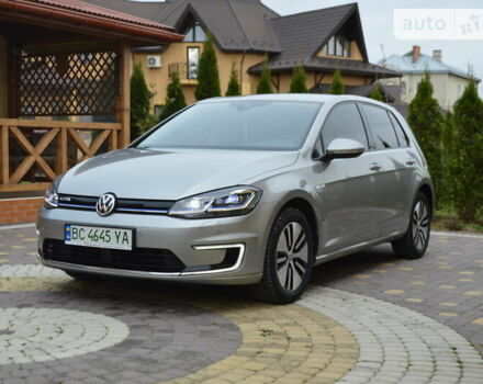 Серый Фольксваген e-Golf, объемом двигателя 0 л и пробегом 63 тыс. км за 15500 $, фото 121 на Automoto.ua