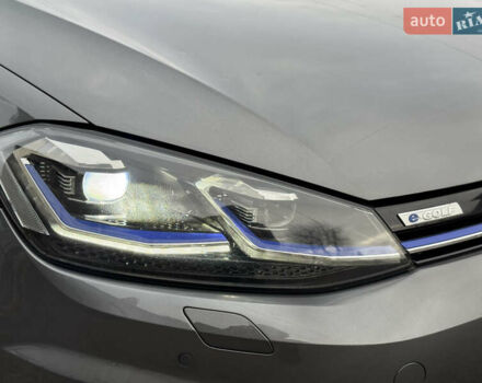 Сірий Фольксваген e-Golf, об'ємом двигуна 0 л та пробігом 200 тис. км за 11777 $, фото 9 на Automoto.ua