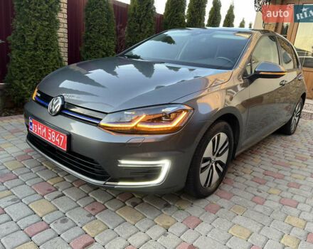 Серый Фольксваген e-Golf, объемом двигателя 0 л и пробегом 149 тыс. км за 12999 $, фото 63 на Automoto.ua