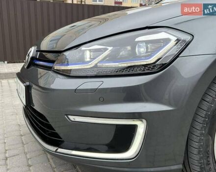 Серый Фольксваген e-Golf, объемом двигателя 0 л и пробегом 82 тыс. км за 14500 $, фото 23 на Automoto.ua