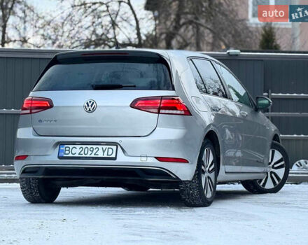 Серый Фольксваген e-Golf, объемом двигателя 0 л и пробегом 148 тыс. км за 12350 $, фото 21 на Automoto.ua