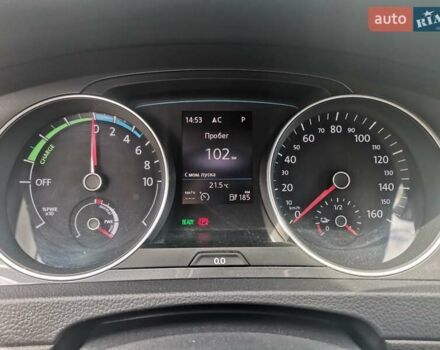 Серый Фольксваген e-Golf, объемом двигателя 0 л и пробегом 71 тыс. км за 11200 $, фото 29 на Automoto.ua