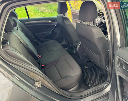 Серый Фольксваген e-Golf, объемом двигателя 0 л и пробегом 194 тыс. км за 11650 $, фото 16 на Automoto.ua