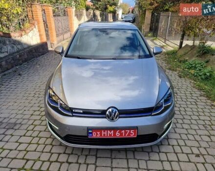 Серый Фольксваген e-Golf, объемом двигателя 0 л и пробегом 133 тыс. км за 12200 $, фото 7 на Automoto.ua