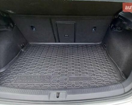 Серый Фольксваген e-Golf, объемом двигателя 0 л и пробегом 118 тыс. км за 13900 $, фото 14 на Automoto.ua