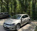 Серый Фольксваген e-Golf, объемом двигателя 0 л и пробегом 128 тыс. км за 11900 $, фото 3 на Automoto.ua
