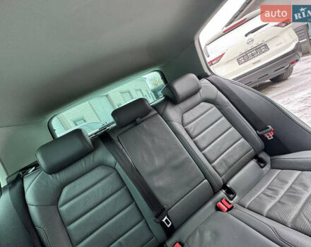 Серый Фольксваген e-Golf, объемом двигателя 0 л и пробегом 148 тыс. км за 12350 $, фото 75 на Automoto.ua