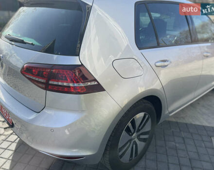 Серый Фольксваген e-Golf, объемом двигателя 0 л и пробегом 76 тыс. км за 9300 $, фото 3 на Automoto.ua