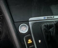 Серый Фольксваген e-Golf, объемом двигателя 0 л и пробегом 92 тыс. км за 12300 $, фото 34 на Automoto.ua