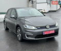 Серый Фольксваген e-Golf, объемом двигателя 0 л и пробегом 98 тыс. км за 12000 $, фото 2 на Automoto.ua