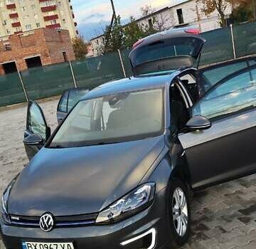 Сірий Фольксваген e-Golf, об'ємом двигуна 0 л та пробігом 91 тис. км за 15100 $, фото 9 на Automoto.ua
