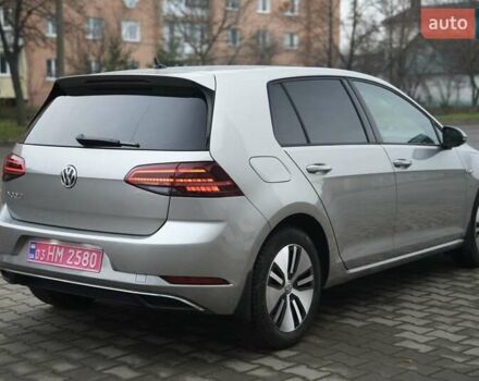 Серый Фольксваген e-Golf, объемом двигателя 0 л и пробегом 28 тыс. км за 12900 $, фото 4 на Automoto.ua