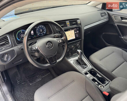 Сірий Фольксваген e-Golf, об'ємом двигуна 0 л та пробігом 190 тис. км за 11500 $, фото 23 на Automoto.ua