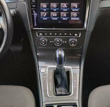 Сірий Фольксваген e-Golf, об'ємом двигуна 0 л та пробігом 91 тис. км за 15100 $, фото 25 на Automoto.ua