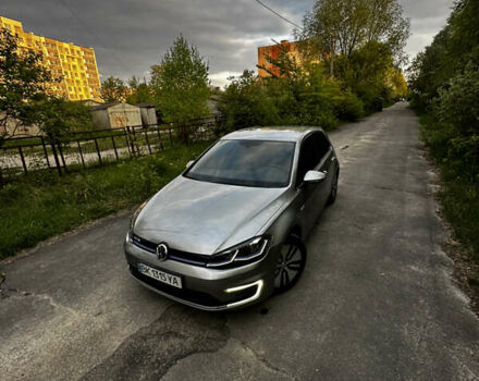 Серый Фольксваген e-Golf, объемом двигателя 0 л и пробегом 130 тыс. км за 15000 $, фото 7 на Automoto.ua