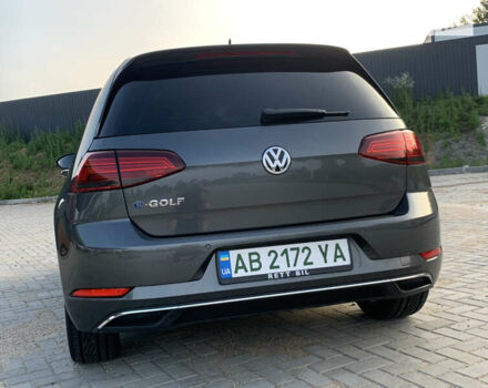 Серый Фольксваген e-Golf, объемом двигателя 0 л и пробегом 109 тыс. км за 14200 $, фото 22 на Automoto.ua