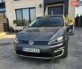 Серый Фольксваген e-Golf, объемом двигателя 0 л и пробегом 128 тыс. км за 10900 $, фото 1 на Automoto.ua