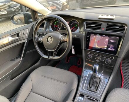 Сірий Фольксваген e-Golf, об'ємом двигуна 0 л та пробігом 22 тис. км за 13800 $, фото 9 на Automoto.ua