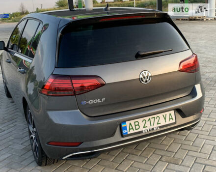 Серый Фольксваген e-Golf, объемом двигателя 0 л и пробегом 109 тыс. км за 14200 $, фото 9 на Automoto.ua