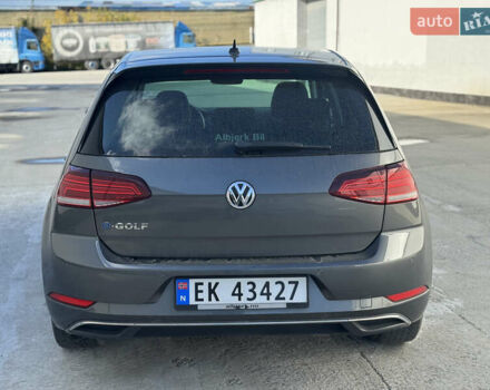 Серый Фольксваген e-Golf, объемом двигателя 0 л и пробегом 120 тыс. км за 12000 $, фото 3 на Automoto.ua