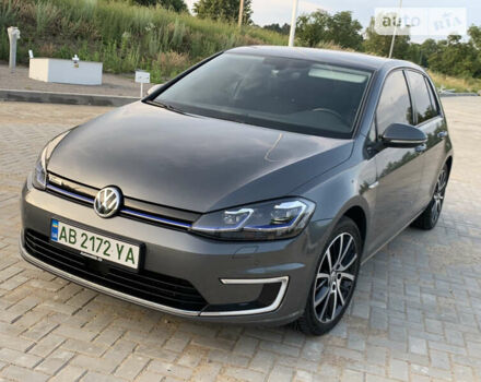 Серый Фольксваген e-Golf, объемом двигателя 0 л и пробегом 109 тыс. км за 14200 $, фото 13 на Automoto.ua