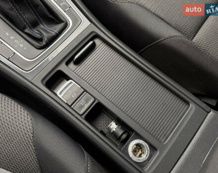 Сірий Фольксваген e-Golf, об'ємом двигуна 0 л та пробігом 190 тис. км за 11500 $, фото 34 на Automoto.ua