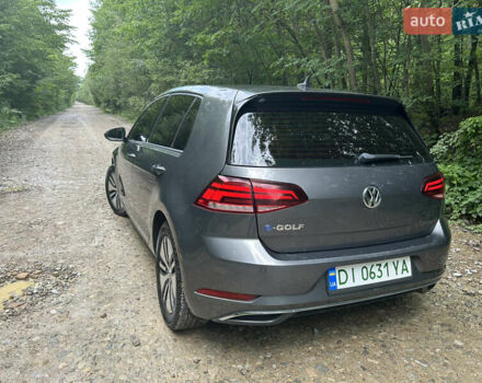 Серый Фольксваген e-Golf, объемом двигателя 0 л и пробегом 250 тыс. км за 12500 $, фото 8 на Automoto.ua