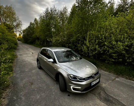 Сірий Фольксваген e-Golf, об'ємом двигуна 0 л та пробігом 130 тис. км за 15000 $, фото 5 на Automoto.ua