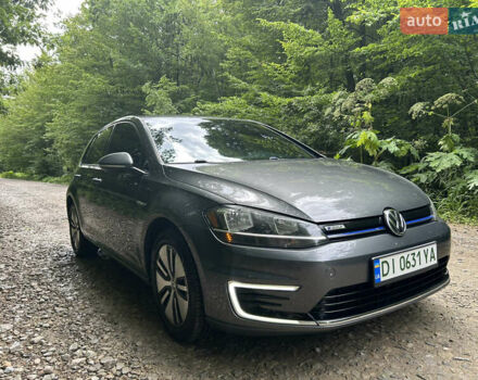 Серый Фольксваген e-Golf, объемом двигателя 0 л и пробегом 250 тыс. км за 12500 $, фото 10 на Automoto.ua