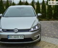 Серый Фольксваген e-Golf, объемом двигателя 0 л и пробегом 63 тыс. км за 15500 $, фото 115 на Automoto.ua