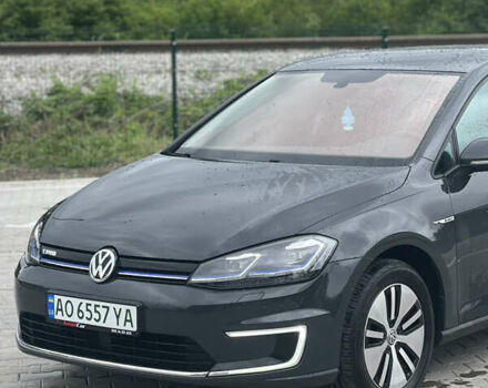 Серый Фольксваген e-Golf, объемом двигателя 0 л и пробегом 57 тыс. км за 14800 $, фото 1 на Automoto.ua